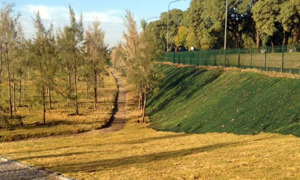 parque sarmiento pileta