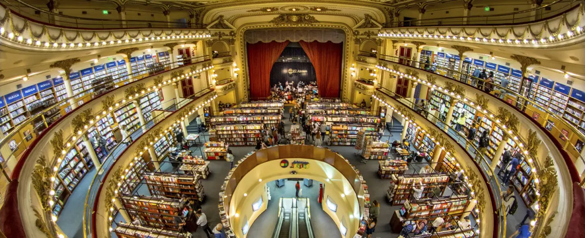 Interior de la librería El Ateneo Grand Splendid, un antiguo teatro